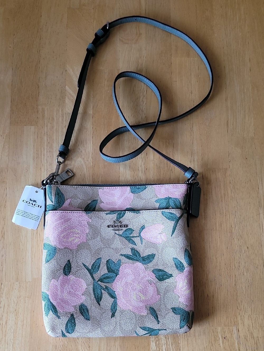 Coach Camo Rose Messenger Crossbody Bag 31226 - Picture 2 of 10